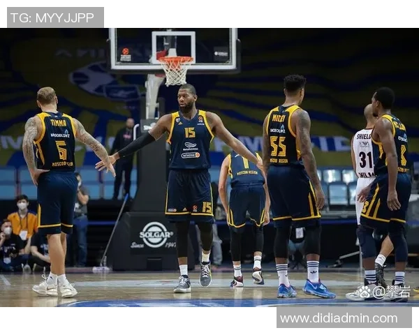 2018年5月16日勇士与火箭的激烈对决回顾与精彩瞬间分析