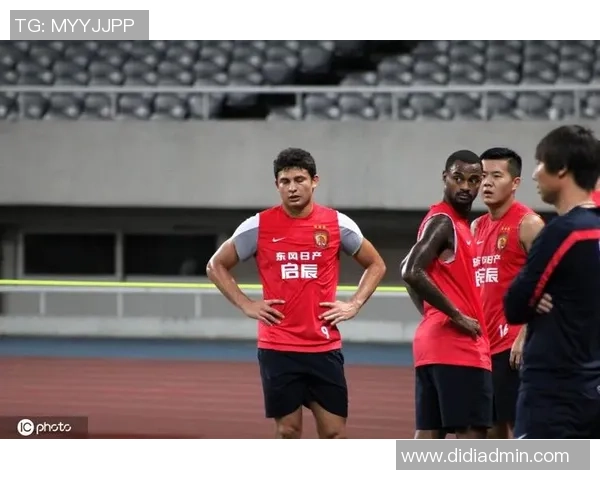 2018中超决赛恒大与上港激战成名球星争辉的巅峰对决