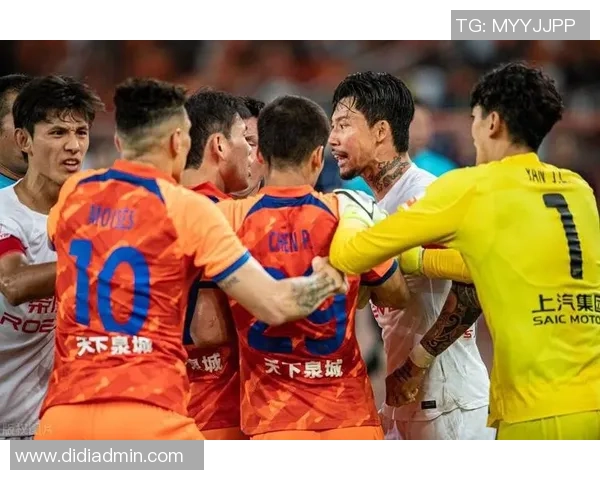 鲁能与上港激战回放精彩瞬间尽在7月30号比赛回顾中